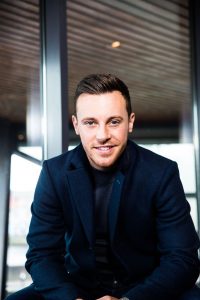 nathan carter irish singer in crawley