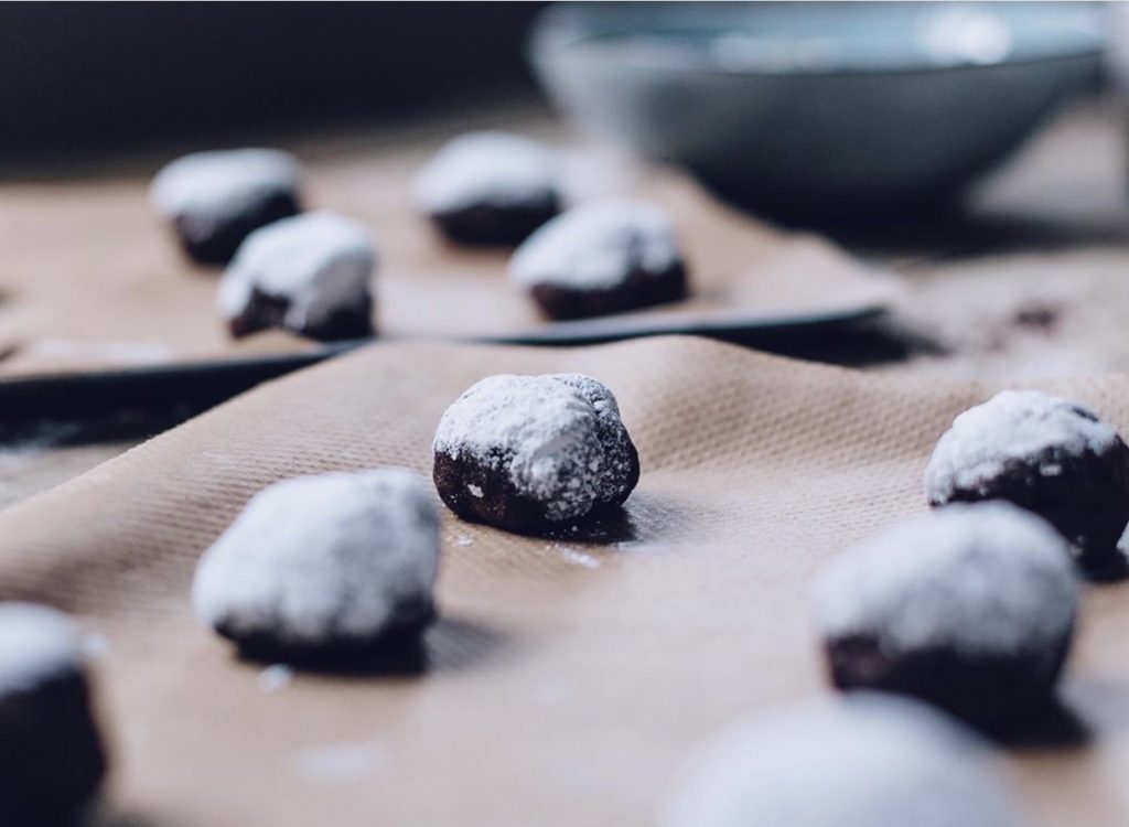 chocolate fudge crinkle cookies