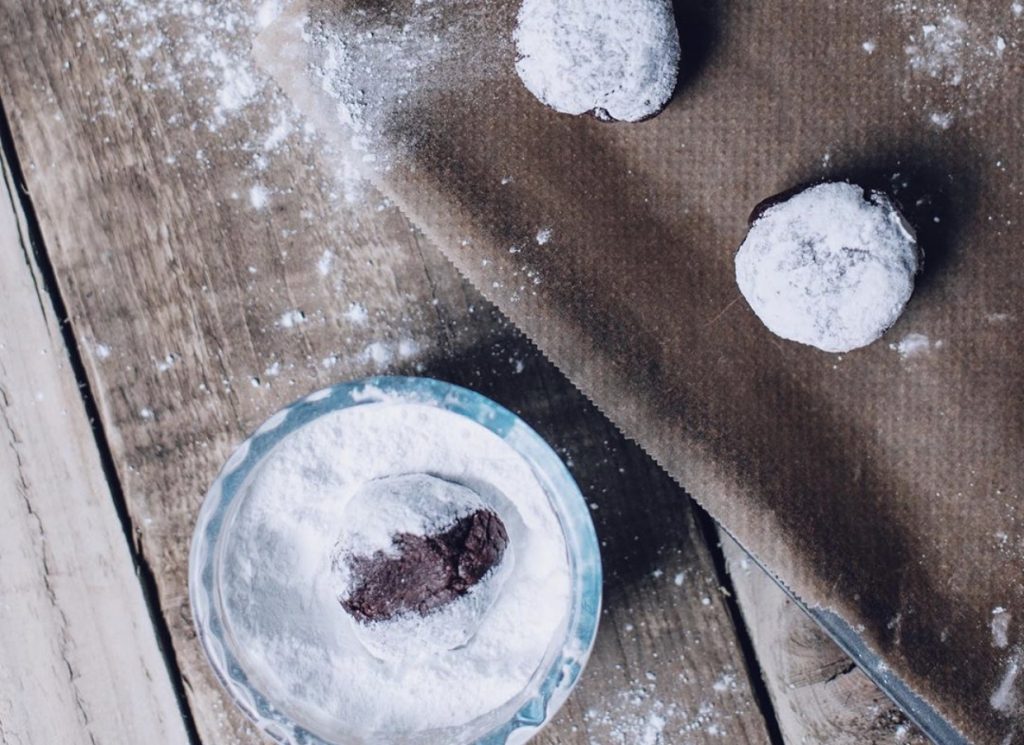 chocolate fudge crinkle cookies